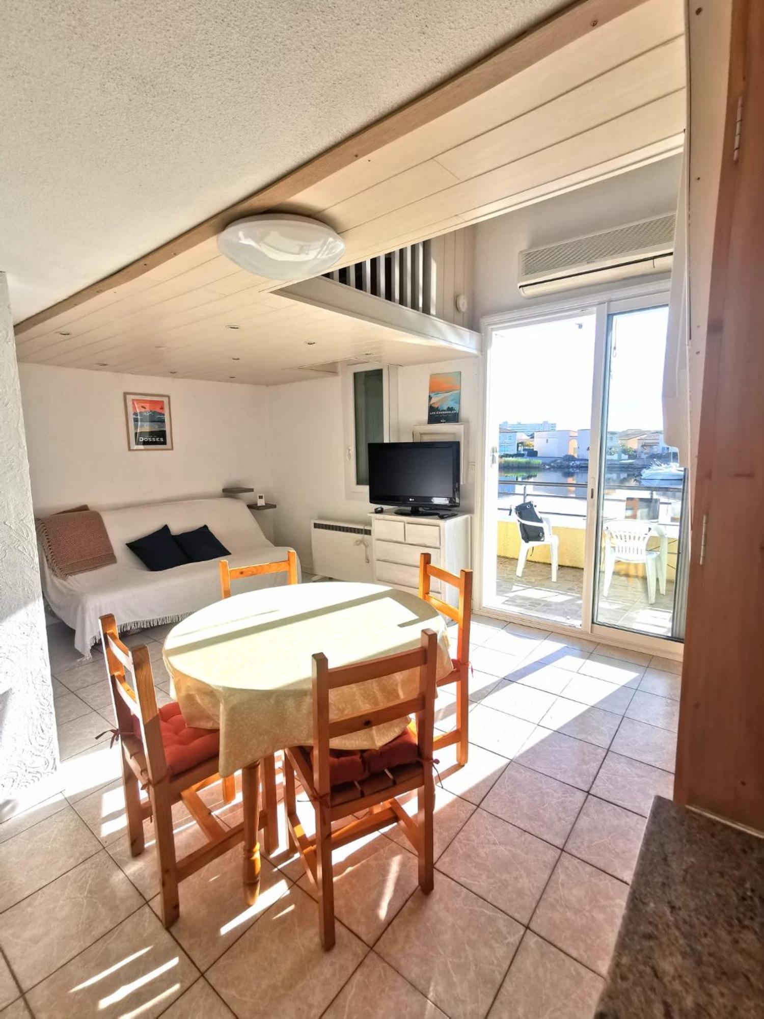 Appartement Coup De Coeur Les Pieds Dans L'Eau Le Barcarès Extérieur photo