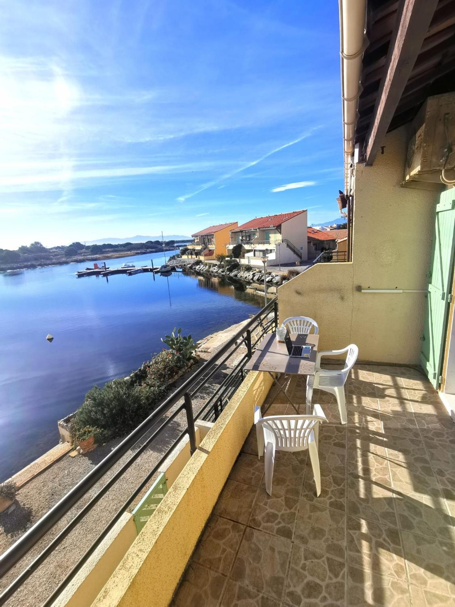 Appartement Coup De Coeur Les Pieds Dans L'Eau Le Barcarès Extérieur photo